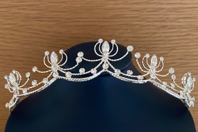 Silver and diamante tiara - 30mm